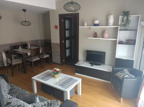  Ávila Flats Soterraña  Авила